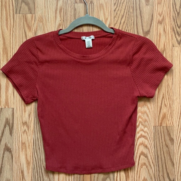 Bozzolo Tops - Rose red crop top